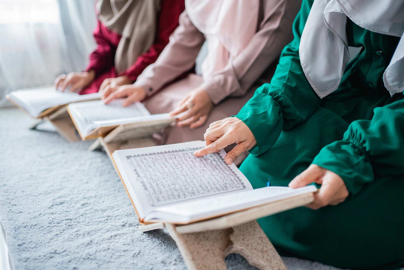 New Women’s Study Circle Begins Every Saturday Morning